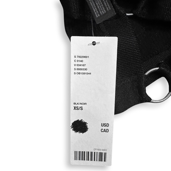 [ URBAN OUTFITTERS ] Black Ribbed Stretch Bra w/O-Ring Cross Straps : XS… - Picture 3 of 4